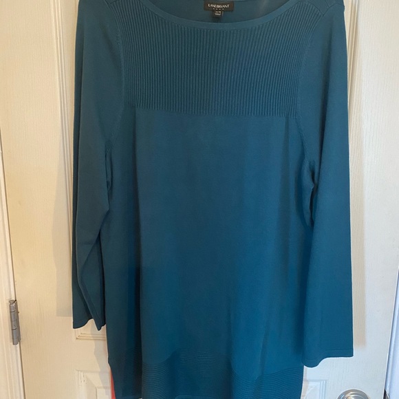 Sweater - Picture 2 of 4